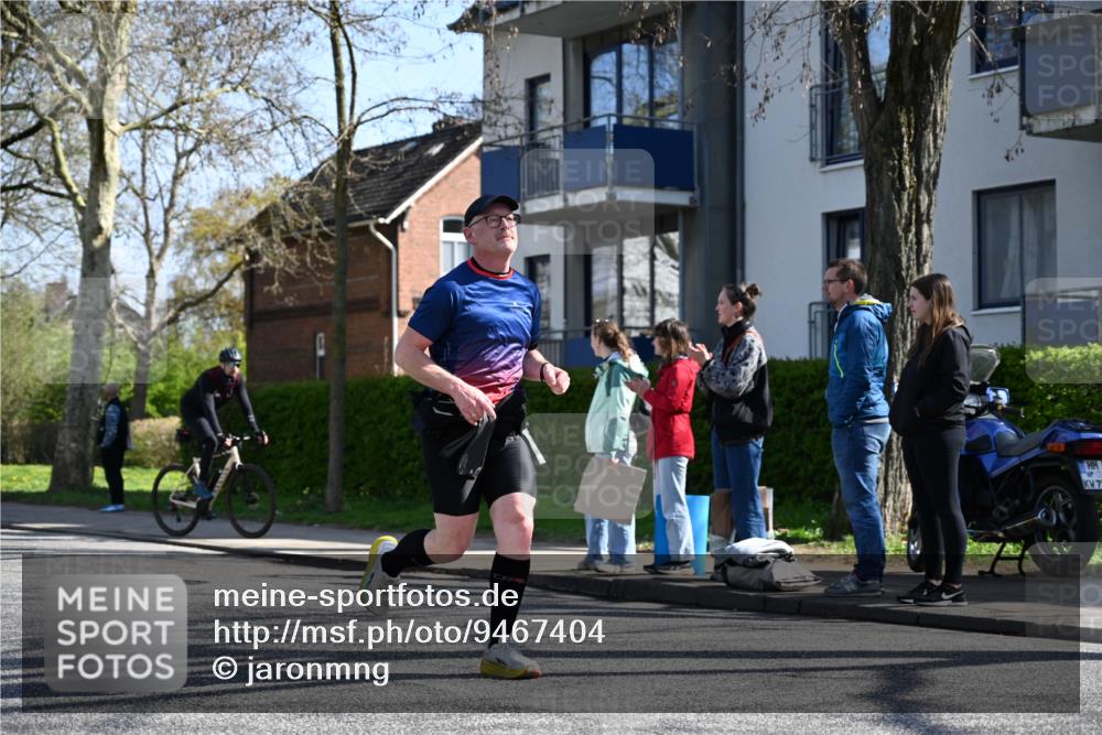 12.04.2026 - 45. Internationalen Wilhelmsburger Insellauf J. Mangold http://msf.ph/oto/9467404 12.04.2026 11:05:06 Ziel 2203, 2415, 3130, 4286, 4516, 5043, 2730, 2193, 4440, 4870, 2530, 3743, 5748, 4464, 5810, 5810, 3322, 3420, 3920, 2267, 2268, 2767 meine-sportfotos.de