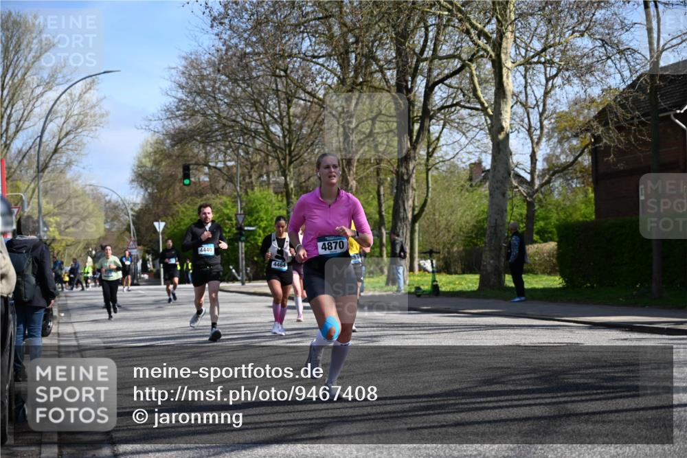 12.04.2026 - 45. Internationalen Wilhelmsburger Insellauf J. Mangold http://msf.ph/oto/9467408 12.04.2026 11:05:07 Ziel 2203, 2415, 3130, 4286, 4516, 5043, 2730, 2193, 4440, 4870, 2530, 3743, 5748, 4464, 5810, 3322, 3420, 3920, 2267, 2268, 2767, 2481 meine-sportfotos.de