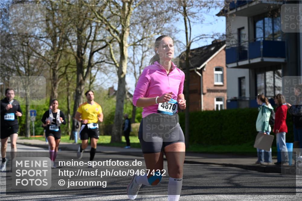 12.04.2026 - 45. Internationalen Wilhelmsburger Insellauf J. Mangold http://msf.ph/oto/9467432 12.04.2026 11:05:08 Ziel 2203, 2415, 3130, 4286, 4516, 5043, 2730, 2193, 4440, 4870, 2530, 3743, 5748, 4464, 5810, 3322, 3420, 3920, 2267, 2268, 2767, 2481 meine-sportfotos.de
