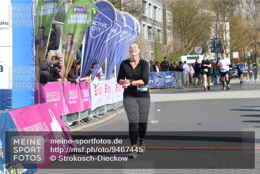 12.04.2026 - 45. Internationalen Wilhelmsburger Insellauf Strokosch-Dieckow http://msf.ph/oto/9467445 12.04.2026 11:17:52 Ziel 4136 meine-sportfotos.de