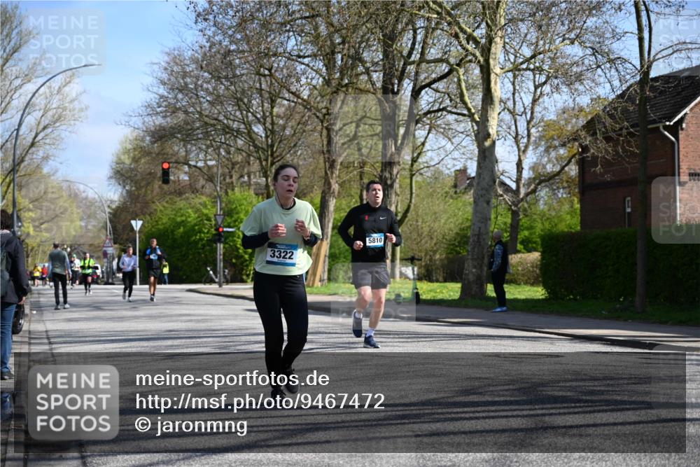 12.04.2026 - 45. Internationalen Wilhelmsburger Insellauf J. Mangold http://msf.ph/oto/9467472 12.04.2026 11:05:15 Ziel 4286, 4516, 5043, 2730, 2193, 4440, 4870, 2530, 3743, 5748, 4464, 5810, 3322, 3420, 3420, 3920, 2267, 2268, 2268, 2767, 2481, 2449, 4865, 4188, 2749 meine-sportfotos.de