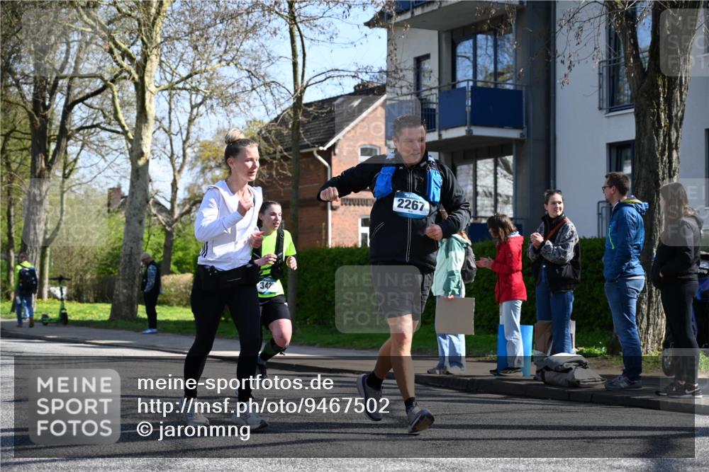 12.04.2026 - 45. Internationalen Wilhelmsburger Insellauf J. Mangold http://msf.ph/oto/9467502 12.04.2026 11:05:28 Ziel 5748, 4464, 5810, 3322, 3420, 3920, 2267, 2268, 2767, 2481, 2449, 4865, 4188, 2749, 4477, 4476, 5818, 3717 meine-sportfotos.de