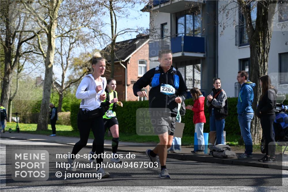 12.04.2026 - 45. Internationalen Wilhelmsburger Insellauf J. Mangold http://msf.ph/oto/9467503 12.04.2026 11:05:28 Ziel 5748, 4464, 5810, 3322, 3420, 3920, 2267, 2268, 2767, 2481, 2449, 4865, 4188, 2749, 4477, 4476, 5818, 3717 meine-sportfotos.de