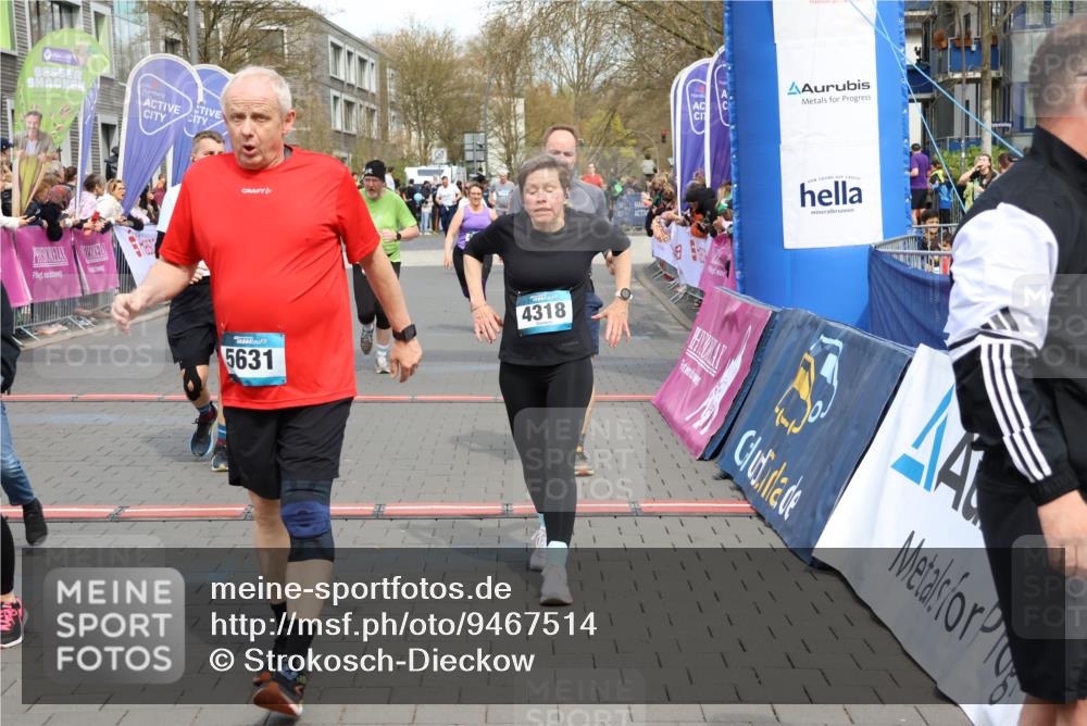 12.04.2026 - 45. Internationalen Wilhelmsburger Insellauf Strokosch-Dieckow http://msf.ph/oto/9467514 12.04.2026 13:09:55 Ziel 4318, 4911, 4857, 3076, 5682, 5611, 5108, 4288, 5190, 3121 meine-sportfotos.de