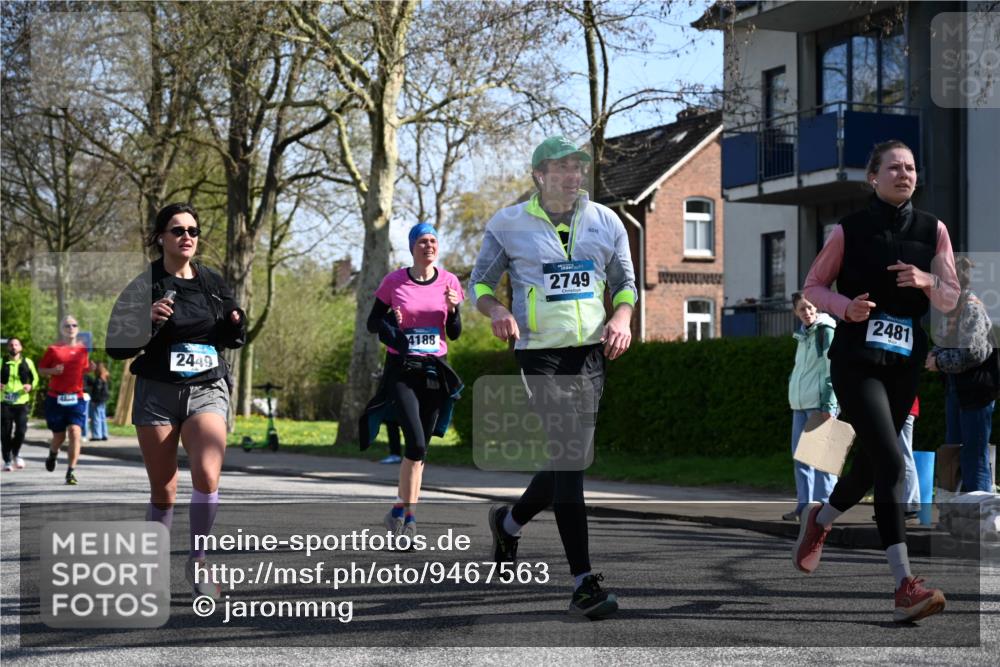 12.04.2026 - 45. Internationalen Wilhelmsburger Insellauf J. Mangold http://msf.ph/oto/9467563 12.04.2026 11:05:41 Ziel 3920, 2267, 2268, 2767, 2481, 2449, 4865, 4188, 2749, 4477, 4476, 5818, 3717, 2330 meine-sportfotos.de