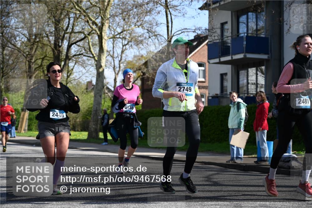 12.04.2026 - 45. Internationalen Wilhelmsburger Insellauf J. Mangold http://msf.ph/oto/9467568 12.04.2026 11:05:41 Ziel 3920, 2267, 2268, 2767, 2481, 2449, 4865, 4188, 2749, 4477, 4476, 5818, 3717, 2330 meine-sportfotos.de