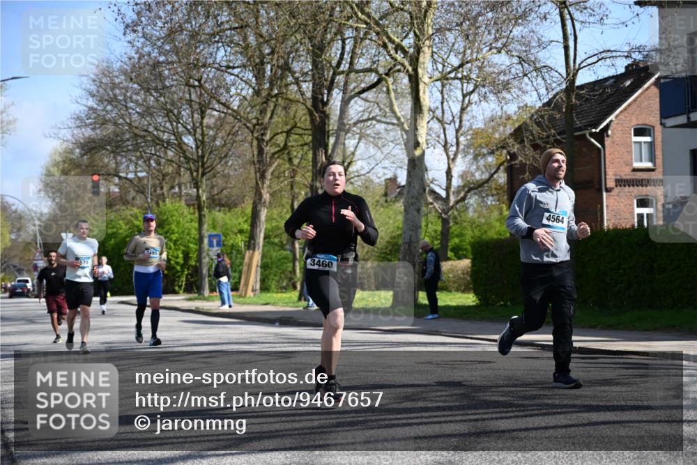12.04.2026 - 45. Internationalen Wilhelmsburger Insellauf J. Mangold http://msf.ph/oto/9467657 12.04.2026 11:06:18 Ziel 2330, 3460, 4564, 3790, 2495, 3570, 2862, 2863, 5720 meine-sportfotos.de