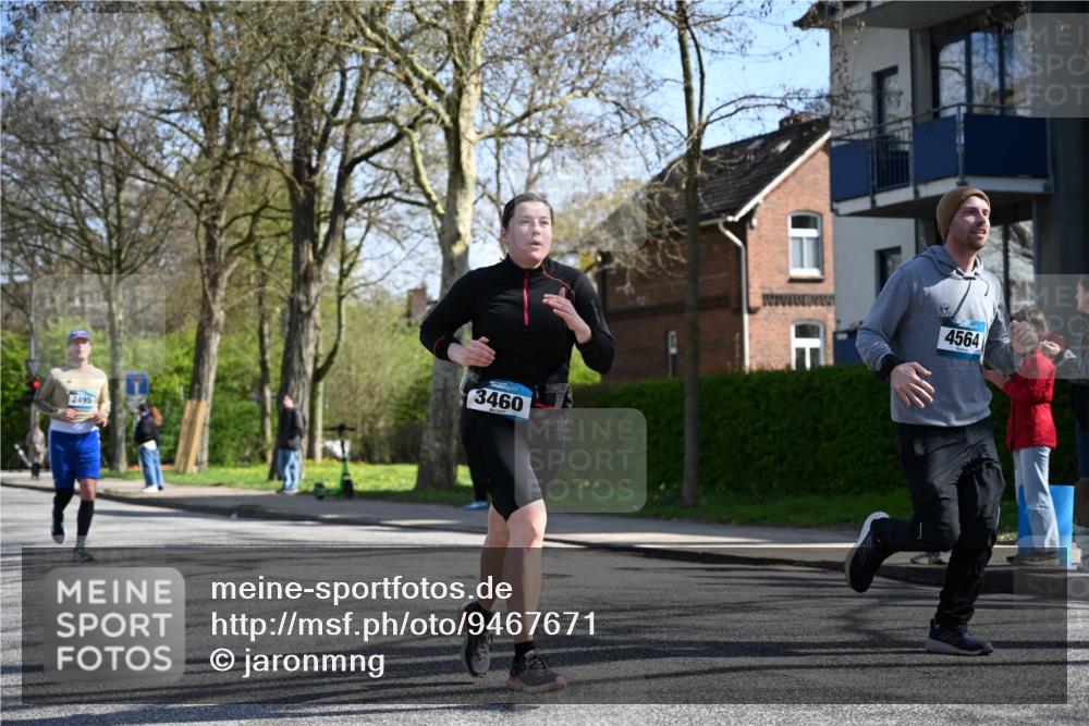 12.04.2026 - 45. Internationalen Wilhelmsburger Insellauf J. Mangold http://msf.ph/oto/9467671 12.04.2026 11:06:19 Ziel 2330, 3460, 4564, 3790, 2495, 3570, 2862, 2863, 5720 meine-sportfotos.de