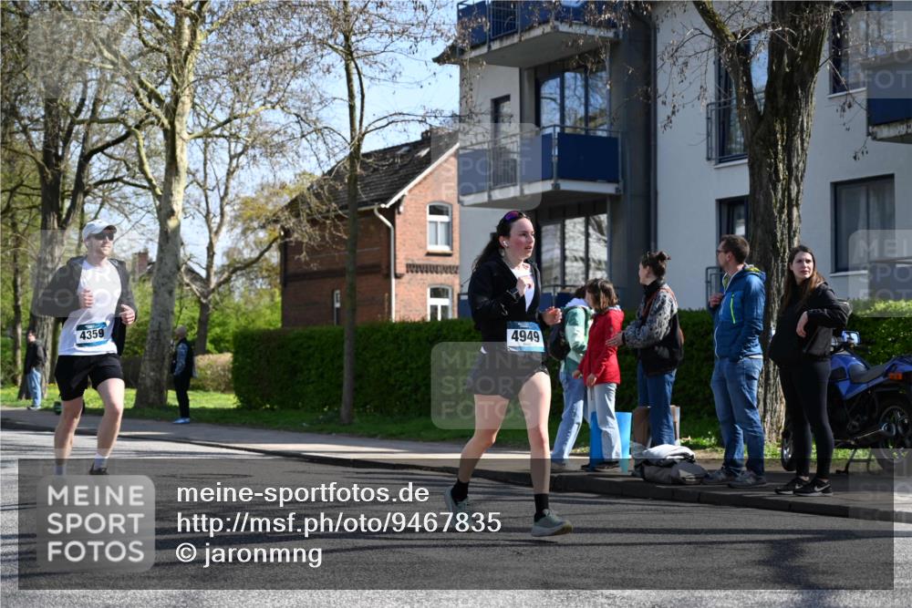 12.04.2026 - 45. Internationalen Wilhelmsburger Insellauf J. Mangold http://msf.ph/oto/9467835 12.04.2026 11:07:06 Ziel 3342, 3885, 2777, 4949, 4359, 2567, 2778, 5806, 3149, 3967, 4856, 3295, 2924 meine-sportfotos.de