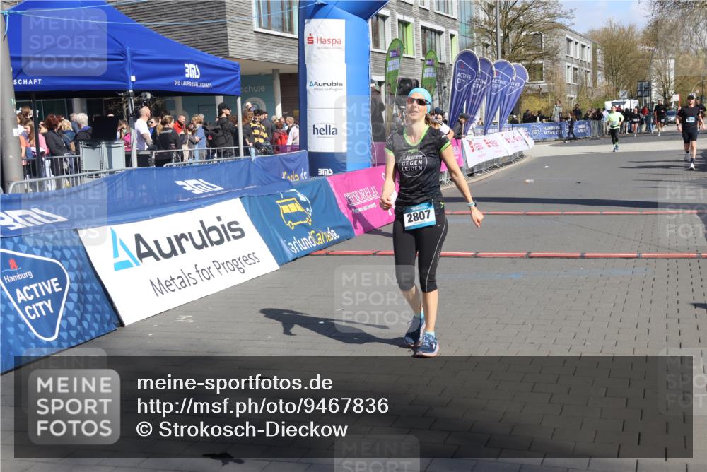 12.04.2026 - 45. Internationalen Wilhelmsburger Insellauf Strokosch-Dieckow http://msf.ph/oto/9467836 12.04.2026 11:18:17 Ziel 2807, 4191 meine-sportfotos.de