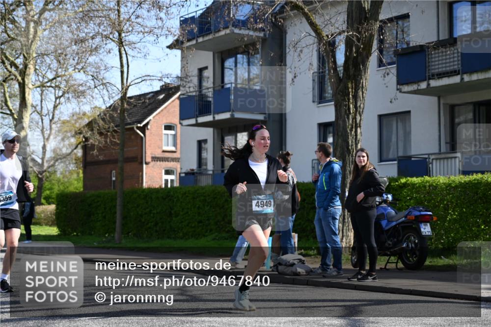 12.04.2026 - 45. Internationalen Wilhelmsburger Insellauf J. Mangold http://msf.ph/oto/9467840 12.04.2026 11:07:06 Ziel 3342, 3885, 2777, 4949, 4359, 2567, 2778, 5806, 3149, 3967, 4856, 3295, 2924 meine-sportfotos.de