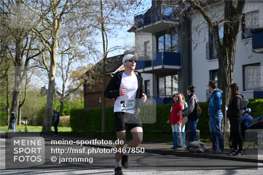 12.04.2026 - 45. Internationalen Wilhelmsburger Insellauf J. Mangold http://msf.ph/oto/9467850 12.04.2026 11:07:07 Ziel 3342, 3885, 2777, 4949, 4359, 2567, 2778, 5806, 3149, 3967, 4856, 3295, 2924 meine-sportfotos.de