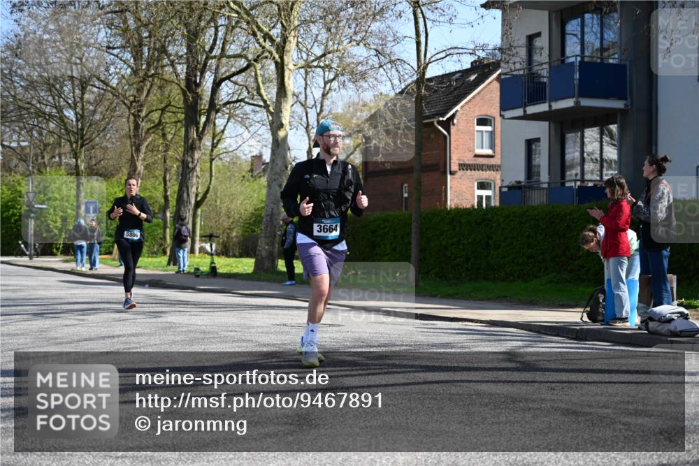 12.04.2026 - 45. Internationalen Wilhelmsburger Insellauf J. Mangold http://msf.ph/oto/9467891 12.04.2026 11:07:16 Ziel 3342, 3885, 2777, 4949, 4359, 2567, 2778, 5806, 3149, 3967, 4856, 3295, 2924, 2660 meine-sportfotos.de
