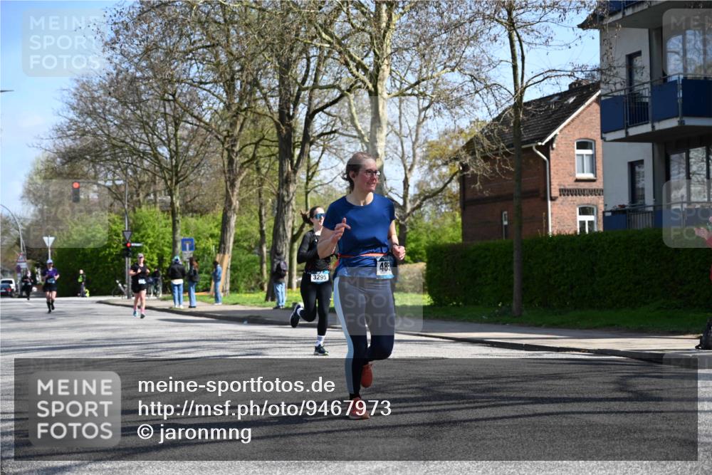 12.04.2026 - 45. Internationalen Wilhelmsburger Insellauf J. Mangold http://msf.ph/oto/9467973 12.04.2026 11:07:28 Ziel 2567, 2778, 5806, 3149, 3967, 4856, 3295, 2924, 2660, 2882, 2864, 3671 meine-sportfotos.de