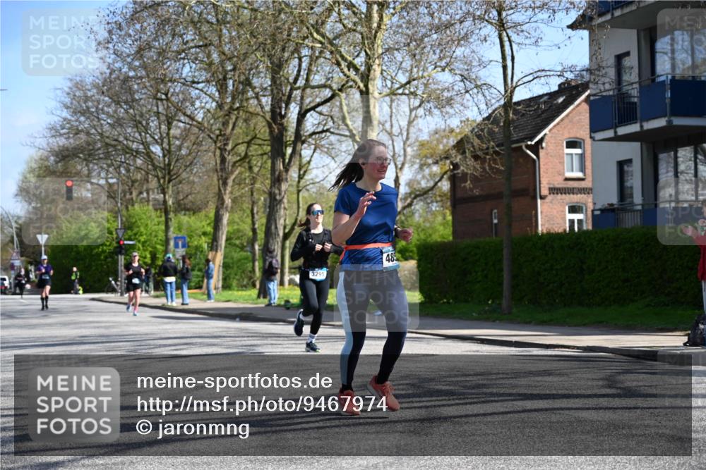 12.04.2026 - 45. Internationalen Wilhelmsburger Insellauf J. Mangold http://msf.ph/oto/9467974 12.04.2026 11:07:29 Ziel 2567, 2778, 5806, 3149, 3967, 4856, 3295, 2924, 2924, 2660, 2882, 2864, 3671 meine-sportfotos.de