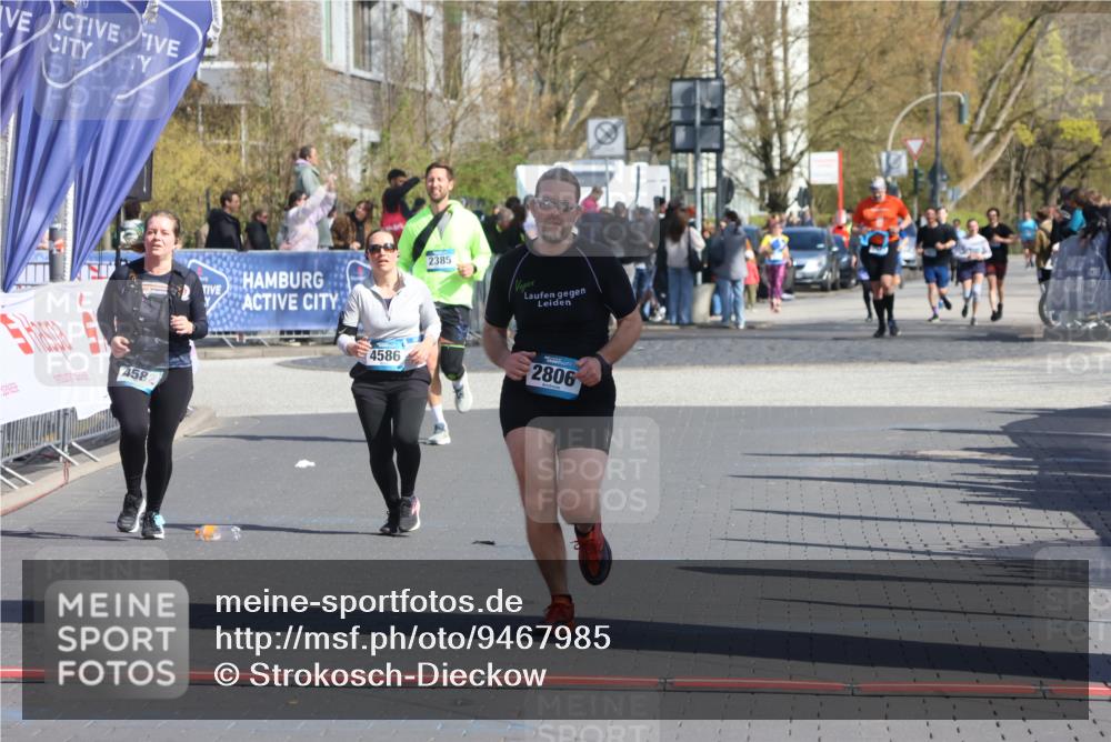 12.04.2026 - 45. Internationalen Wilhelmsburger Insellauf Strokosch-Dieckow http://msf.ph/oto/9467985 12.04.2026 11:18:49 Ziel 2806 meine-sportfotos.de