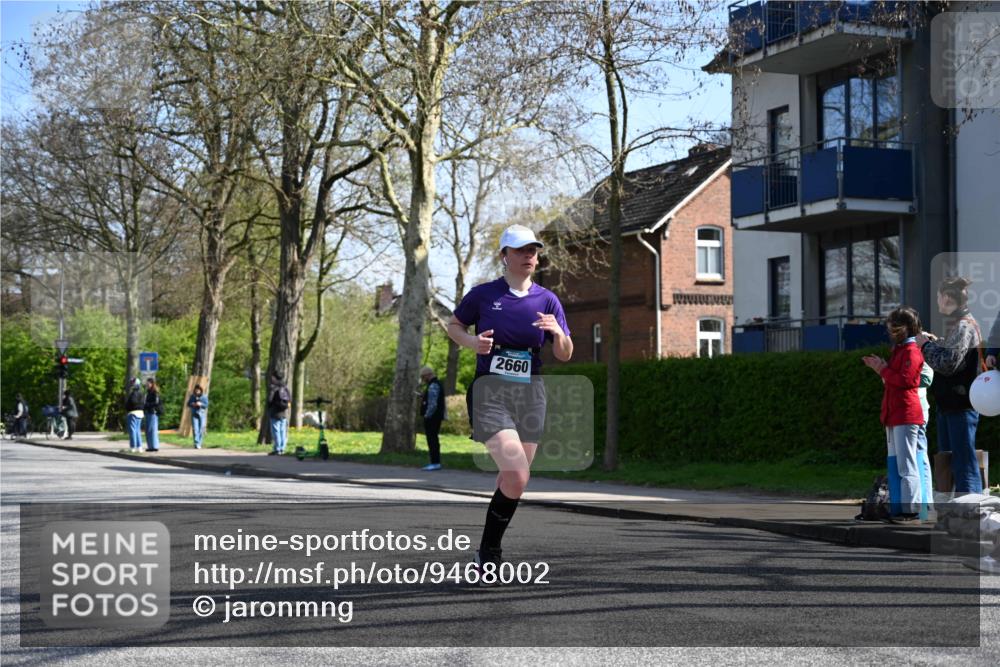 12.04.2026 - 45. Internationalen Wilhelmsburger Insellauf J. Mangold http://msf.ph/oto/9468002 12.04.2026 11:07:41 Ziel 4856, 3295, 2924, 2660, 2882, 2864, 3671, 4956, 3397, 2800, 4977, 3740 meine-sportfotos.de