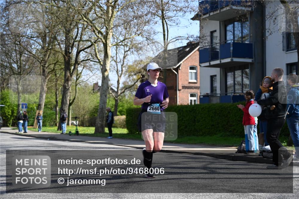 12.04.2026 - 45. Internationalen Wilhelmsburger Insellauf J. Mangold http://msf.ph/oto/9468006 12.04.2026 11:07:41 Ziel 4856, 3295, 2924, 2660, 2882, 2864, 3671, 4956, 3397, 2800, 4977, 3740 meine-sportfotos.de