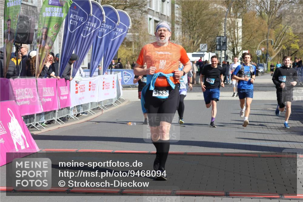 12.04.2026 - 45. Internationalen Wilhelmsburger Insellauf Strokosch-Dieckow http://msf.ph/oto/9468094 12.04.2026 11:19:06 Ziel 3633, 3096, 3421, 2322, 4148, 4147 meine-sportfotos.de