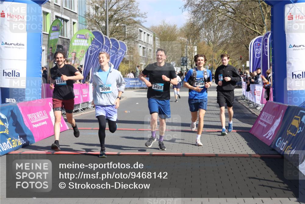 12.04.2026 - 45. Internationalen Wilhelmsburger Insellauf Strokosch-Dieckow http://msf.ph/oto/9468142 12.04.2026 11:19:10 Ziel 3633, 3096, 3421, 2322, 4148, 4147 meine-sportfotos.de