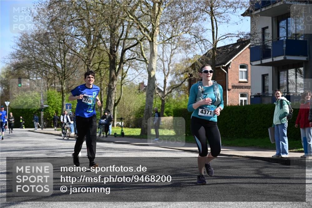 12.04.2026 - 45. Internationalen Wilhelmsburger Insellauf J. Mangold http://msf.ph/oto/9468200 12.04.2026 11:08:46 Ziel 4232, 3569, 5285, 0000, 2142, 4371, 3748, 3701, 2050, 4406, 3169, 2699, 3005, 5629, 2620, 2601, 4485, 3333 meine-sportfotos.de