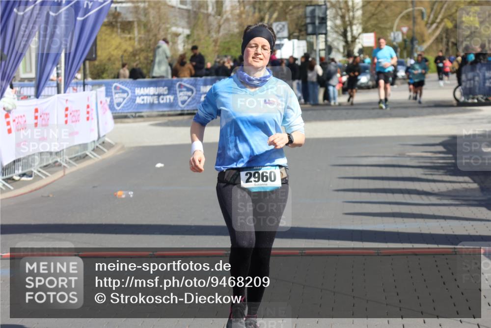 12.04.2026 - 45. Internationalen Wilhelmsburger Insellauf Strokosch-Dieckow http://msf.ph/oto/9468209 12.04.2026 11:19:26 Ziel 2960 meine-sportfotos.de