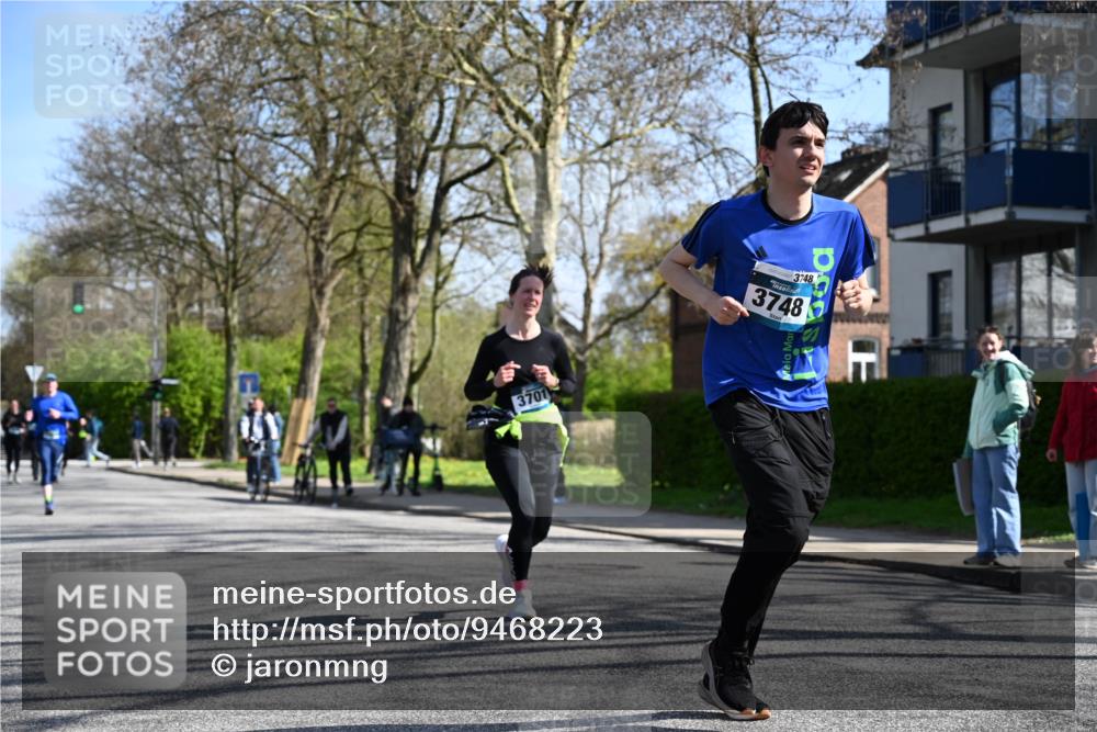 12.04.2026 - 45. Internationalen Wilhelmsburger Insellauf J. Mangold http://msf.ph/oto/9468223 12.04.2026 11:08:48 Ziel 5285, 0000, 2142, 4371, 3748, 3701, 2050, 4406, 3169, 2699, 3005, 5629, 2620, 2601, 4485, 3333 meine-sportfotos.de