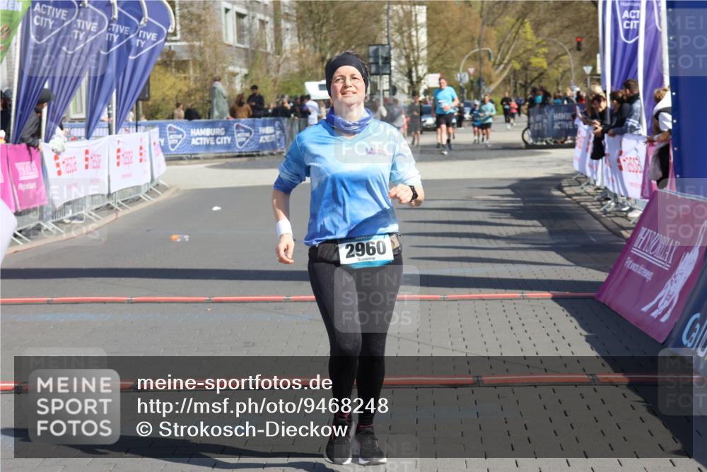 12.04.2026 - 45. Internationalen Wilhelmsburger Insellauf Strokosch-Dieckow http://msf.ph/oto/9468248 12.04.2026 11:19:27 Ziel 2960 meine-sportfotos.de