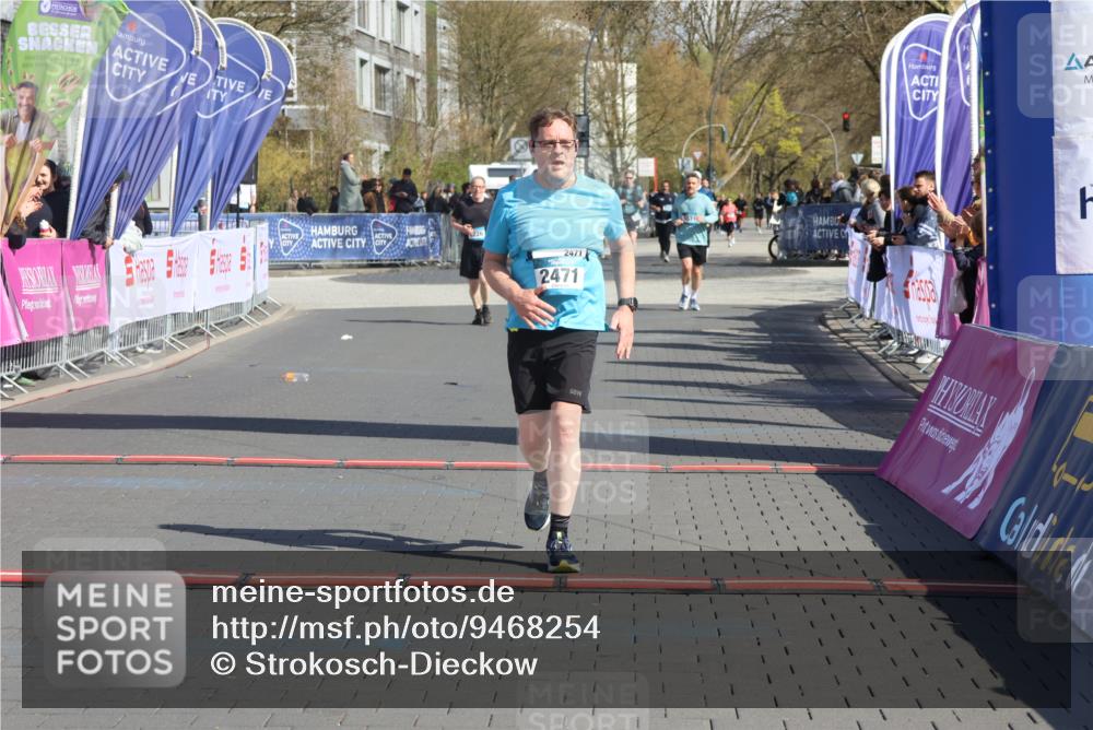 12.04.2026 - 45. Internationalen Wilhelmsburger Insellauf Strokosch-Dieckow http://msf.ph/oto/9468254 12.04.2026 11:19:39 Ziel 2471 meine-sportfotos.de