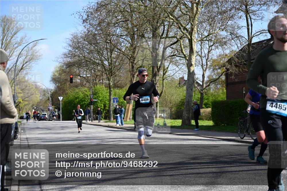 12.04.2026 - 45. Internationalen Wilhelmsburger Insellauf J. Mangold http://msf.ph/oto/9468292 12.04.2026 11:09:03 Ziel 4371, 3748, 3701, 2050, 4406, 3169, 2699, 3005, 5629, 2620, 2601, 4485, 3333, 2612, 2612, 3382, 4081, 3383, 2238, 2321 meine-sportfotos.de