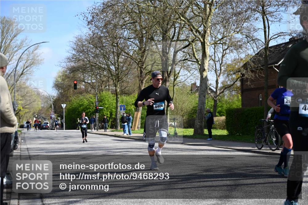 12.04.2026 - 45. Internationalen Wilhelmsburger Insellauf J. Mangold http://msf.ph/oto/9468293 12.04.2026 11:09:03 Ziel 4371, 3748, 3701, 2050, 4406, 3169, 2699, 3005, 5629, 2620, 2601, 4485, 3333, 2612, 2612, 3382, 4081, 3383, 2238, 2321 meine-sportfotos.de
