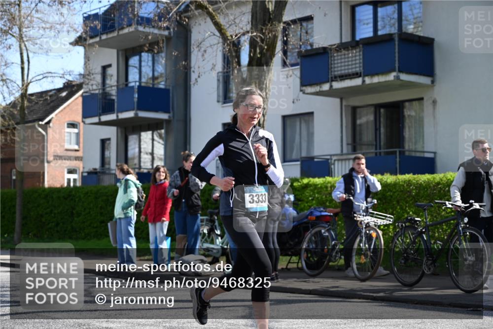 12.04.2026 - 45. Internationalen Wilhelmsburger Insellauf J. Mangold http://msf.ph/oto/9468325 12.04.2026 11:09:12 Ziel 4406, 3169, 2699, 3005, 5629, 2620, 2601, 4485, 3333, 2612, 3382, 4081, 3383, 2238, 2321, 5367 meine-sportfotos.de