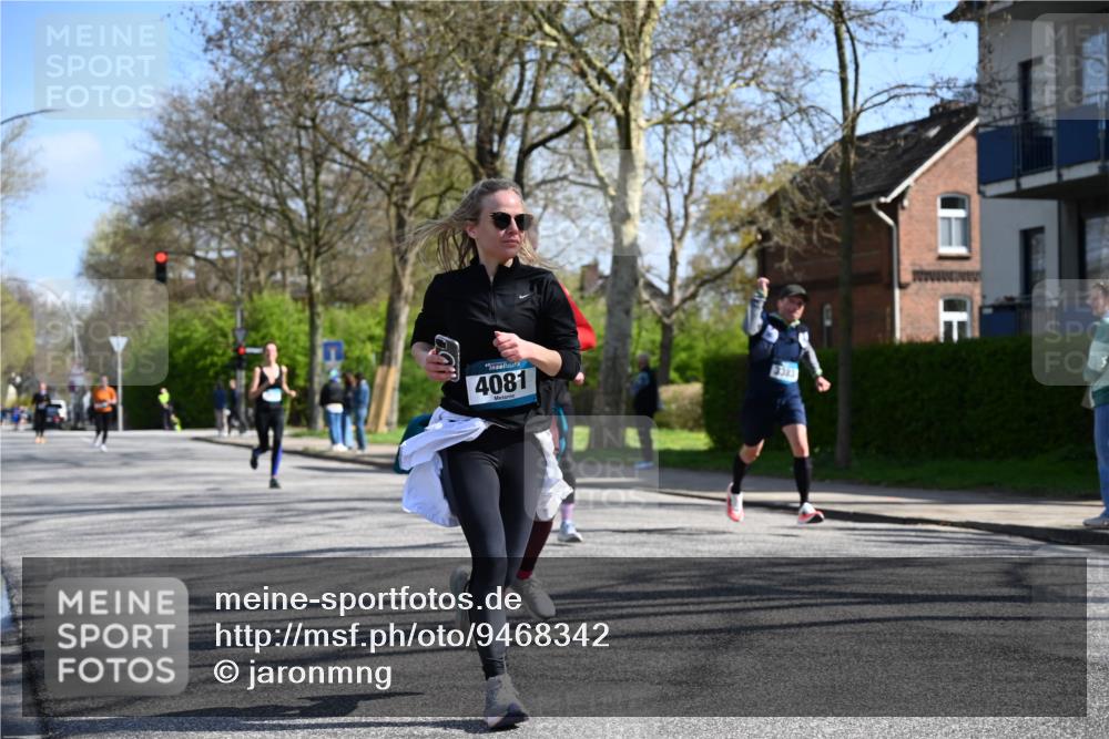 12.04.2026 - 45. Internationalen Wilhelmsburger Insellauf J. Mangold http://msf.ph/oto/9468342 12.04.2026 11:09:25 Ziel 4485, 3333, 2612, 3382, 4081, 3383, 2238, 2321, 5367, 3688, 4080, 3335, 3833, 4251 meine-sportfotos.de