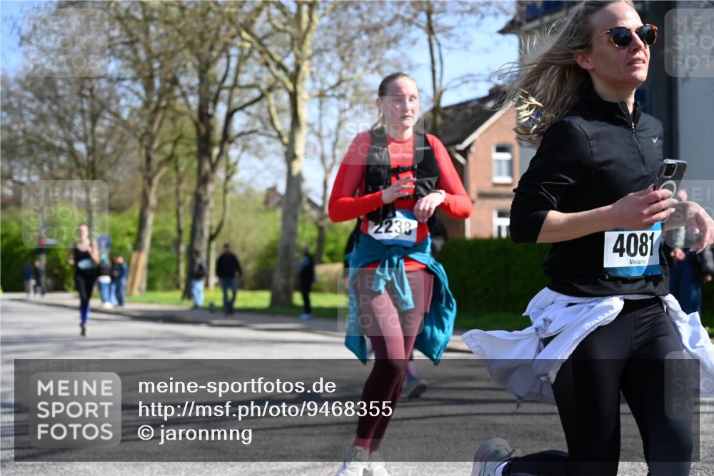 12.04.2026 - 45. Internationalen Wilhelmsburger Insellauf J. Mangold http://msf.ph/oto/9468355 12.04.2026 11:09:26 Ziel 4485, 3333, 2612, 3382, 4081, 3383, 2238, 2321, 5367, 3688, 3688, 4080, 3335, 3833, 4251 meine-sportfotos.de