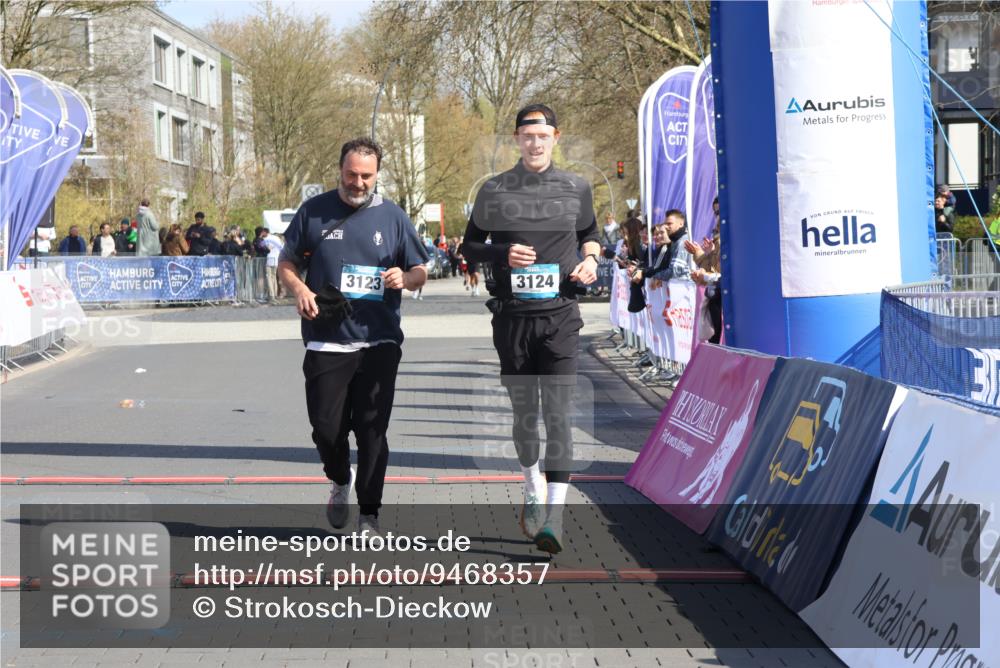 12.04.2026 - 45. Internationalen Wilhelmsburger Insellauf Strokosch-Dieckow http://msf.ph/oto/9468357 12.04.2026 11:19:56 Ziel 4520, 3124, 3123 meine-sportfotos.de
