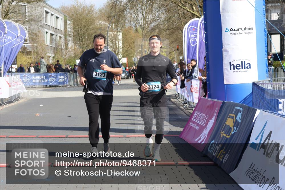 12.04.2026 - 45. Internationalen Wilhelmsburger Insellauf Strokosch-Dieckow http://msf.ph/oto/9468371 12.04.2026 11:19:57 Ziel 4520, 3124, 3123 meine-sportfotos.de