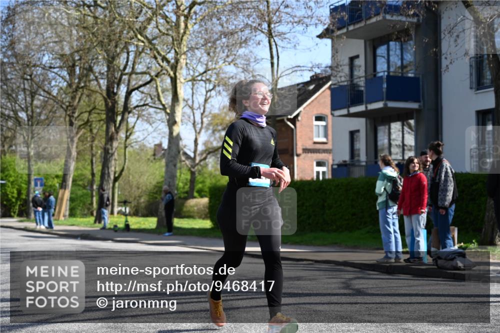 12.04.2026 - 45. Internationalen Wilhelmsburger Insellauf J. Mangold http://msf.ph/oto/9468417 12.04.2026 11:09:41 Ziel 3382, 4081, 3383, 2238, 2321, 5367, 3688, 4080, 3335, 3833, 4251, 3077, 5651, 5851, 2336, 2528, 3239 meine-sportfotos.de