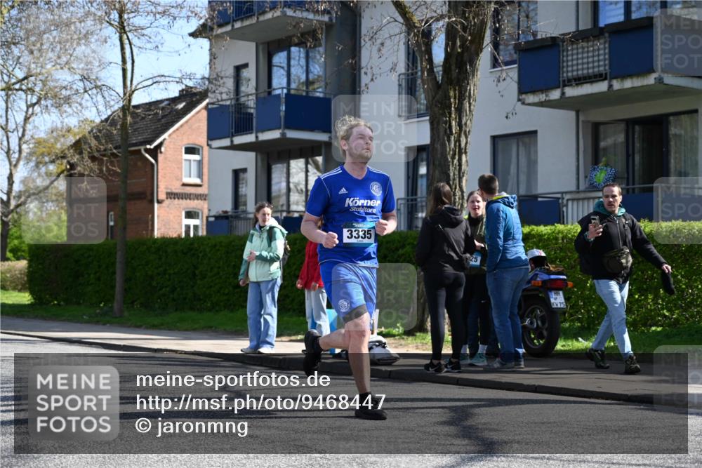 12.04.2026 - 45. Internationalen Wilhelmsburger Insellauf J. Mangold http://msf.ph/oto/9468447 12.04.2026 11:09:58 Ziel 3688, 4080, 3335, 3833, 4251, 3077, 5651, 5851, 2336, 2528, 3239, 2859, 2811, 2346, 3884, 3847, 3832, 2199, 3715 meine-sportfotos.de