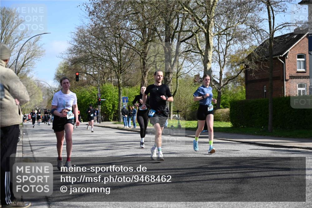 12.04.2026 - 45. Internationalen Wilhelmsburger Insellauf J. Mangold http://msf.ph/oto/9468462 12.04.2026 11:10:00 Ziel 3688, 4080, 3335, 3833, 4251, 3077, 5651, 5851, 2336, 2528, 3239, 2859, 2811, 2346, 3884, 3847, 3832, 2199, 3715, 2585, 4334 meine-sportfotos.de