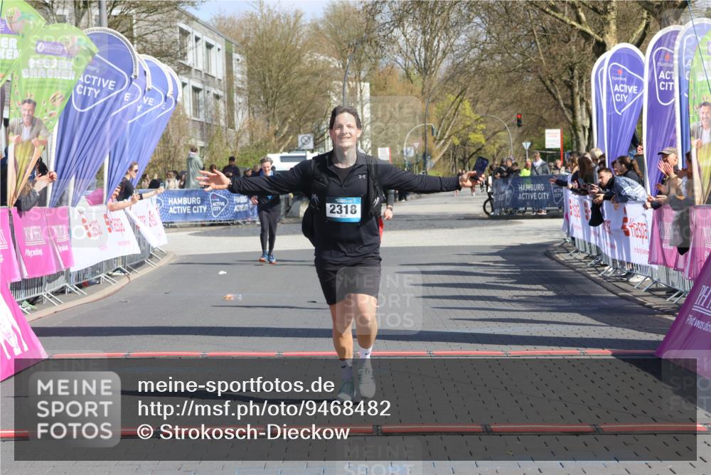 12.04.2026 - 45. Internationalen Wilhelmsburger Insellauf Strokosch-Dieckow http://msf.ph/oto/9468482 12.04.2026 11:20:20 Ziel 2318, 4058 meine-sportfotos.de