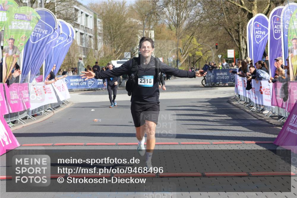 12.04.2026 - 45. Internationalen Wilhelmsburger Insellauf Strokosch-Dieckow http://msf.ph/oto/9468496 12.04.2026 11:20:20 Ziel 2318, 4058 meine-sportfotos.de