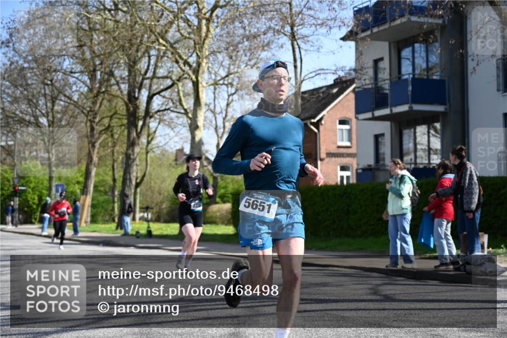 12.04.2026 - 45. Internationalen Wilhelmsburger Insellauf J. Mangold http://msf.ph/oto/9468498 12.04.2026 11:10:07 Ziel 4080, 3335, 3833, 4251, 3077, 5651, 5851, 2336, 2528, 3239, 2859, 2859, 2811, 2346, 3884, 3847, 3832, 3847, 3832, 2199, 3715, 2585, 4334, 3507, 3913, 2208, 2539, 2513, 2590, 2576 meine-sportfotos.de