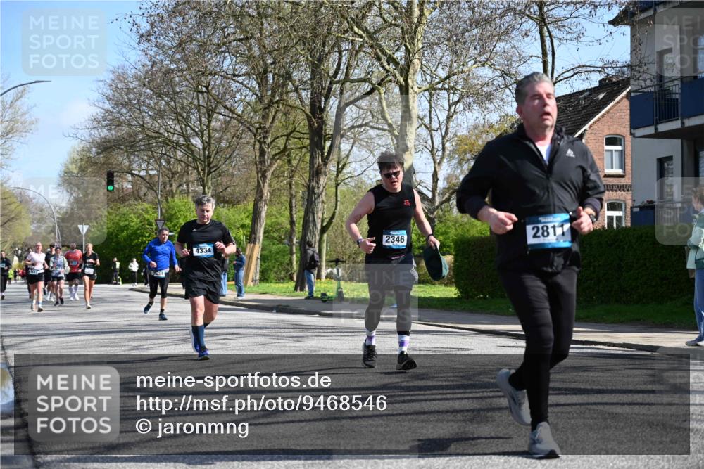 12.04.2026 - 45. Internationalen Wilhelmsburger Insellauf J. Mangold http://msf.ph/oto/9468546 12.04.2026 11:10:21 Ziel 2336, 2528, 3239, 2859, 2811, 2346, 3884, 3847, 3832, 2199, 3715, 2585, 4334, 3507, 3913, 2208, 2539, 2513, 2590, 2576 meine-sportfotos.de