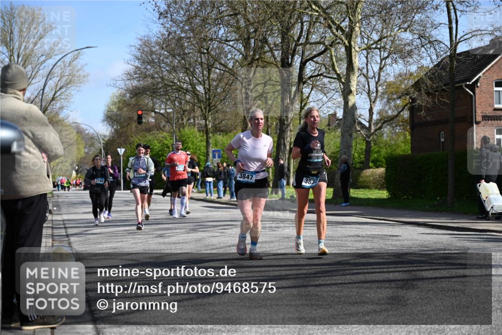 12.04.2026 - 45. Internationalen Wilhelmsburger Insellauf J. Mangold http://msf.ph/oto/9468575 12.04.2026 11:10:28 Ziel 3239, 2859, 2811, 2346, 3884, 3847, 3832, 2199, 3715, 2585, 4334, 3507, 3913, 2208, 2539, 2513, 2590, 2576, 2320, 5616, 2548 meine-sportfotos.de
