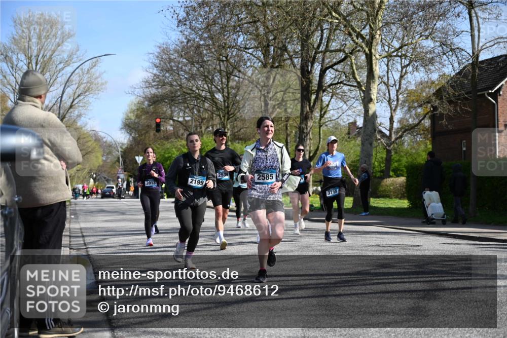12.04.2026 - 45. Internationalen Wilhelmsburger Insellauf J. Mangold http://msf.ph/oto/9468612 12.04.2026 11:10:31 Ziel 2859, 2811, 2346, 3884, 3847, 3832, 2199, 3715, 2585, 4334, 3507, 3913, 2208, 2539, 2513, 2590, 2576, 2590, 2576, 2320, 5616, 2548 meine-sportfotos.de