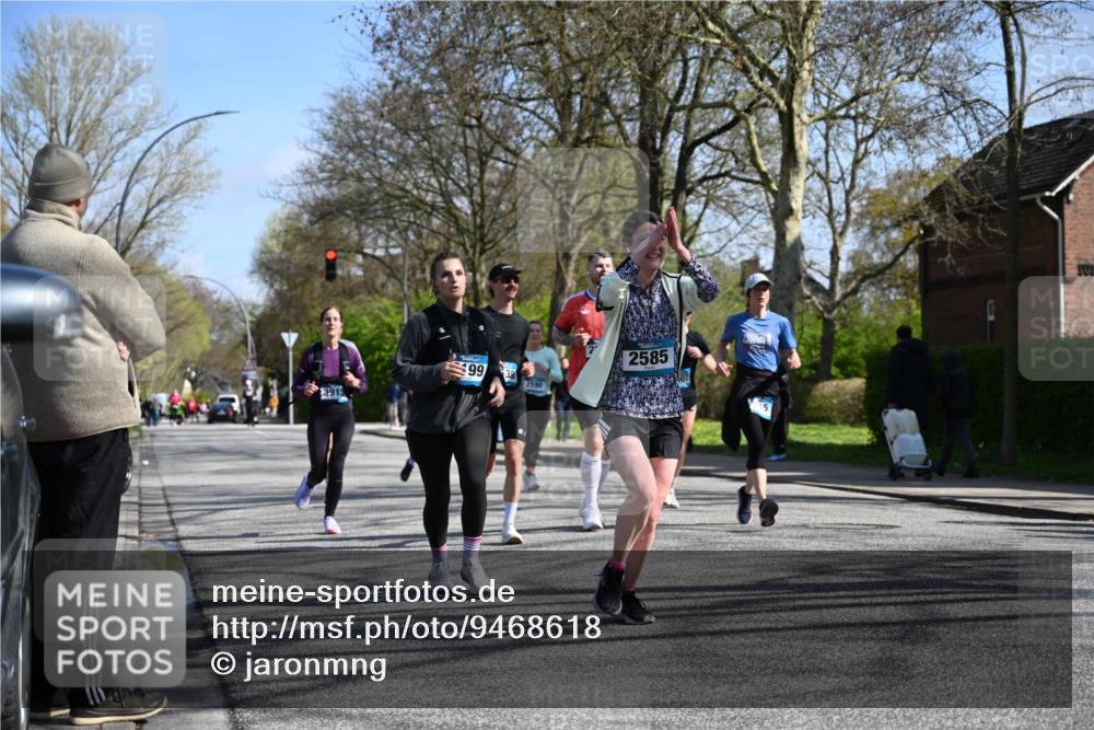 12.04.2026 - 45. Internationalen Wilhelmsburger Insellauf J. Mangold http://msf.ph/oto/9468618 12.04.2026 11:10:31 Ziel 2859, 2811, 2346, 3884, 3847, 3832, 2199, 3715, 2585, 4334, 3507, 3913, 2208, 2539, 2513, 2590, 2576, 2590, 2576, 2320, 5616, 2548 meine-sportfotos.de
