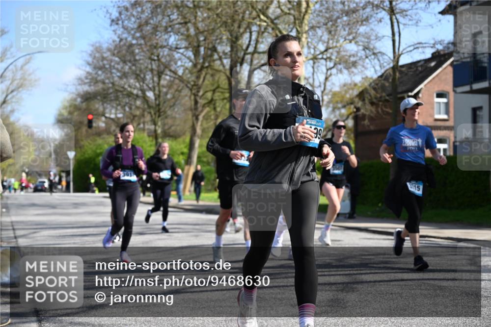 12.04.2026 - 45. Internationalen Wilhelmsburger Insellauf J. Mangold http://msf.ph/oto/9468630 12.04.2026 11:10:33 Ziel 2811, 2346, 3884, 3847, 3832, 2199, 3715, 2585, 4334, 3507, 3913, 2208, 2539, 2513, 2590, 2576, 2320, 5616, 2548 meine-sportfotos.de