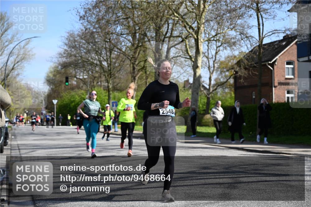 12.04.2026 - 45. Internationalen Wilhelmsburger Insellauf J. Mangold http://msf.ph/oto/9468664 12.04.2026 11:11:01 Ziel 2320, 5616, 2548, 2673, 2326, 2326, 4633, 2867, 3658, 2868, 3758, 3758, 4252, 4744, 4430, 2644 meine-sportfotos.de