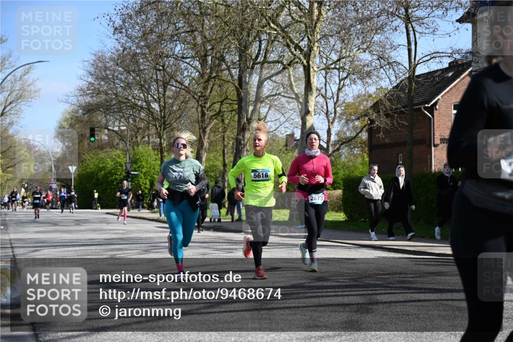 12.04.2026 - 45. Internationalen Wilhelmsburger Insellauf J. Mangold http://msf.ph/oto/9468674 12.04.2026 11:11:02 Ziel 2320, 5616, 2548, 2673, 2326, 4633, 4633, 2867, 3658, 2868, 3758, 4252, 4252, 4744, 4430, 2644, 3112, 2725 meine-sportfotos.de