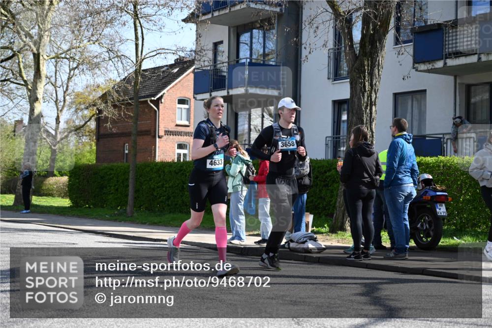 12.04.2026 - 45. Internationalen Wilhelmsburger Insellauf J. Mangold http://msf.ph/oto/9468702 12.04.2026 11:11:12 Ziel 2320, 5616, 2548, 2673, 2326, 4633, 2867, 3658, 2868, 3758, 4252, 4744, 4430, 2644, 4430, 2644, 3112, 2725, 2770, 3029, 3028 meine-sportfotos.de